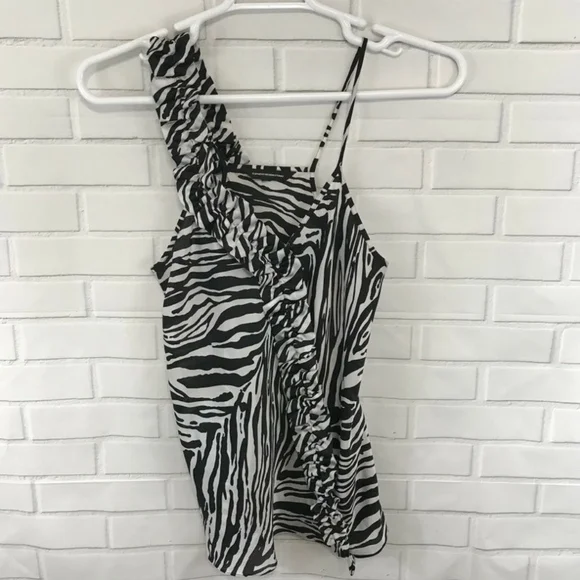 🆕 Express Ruffle Cami - Picture 7 of 8